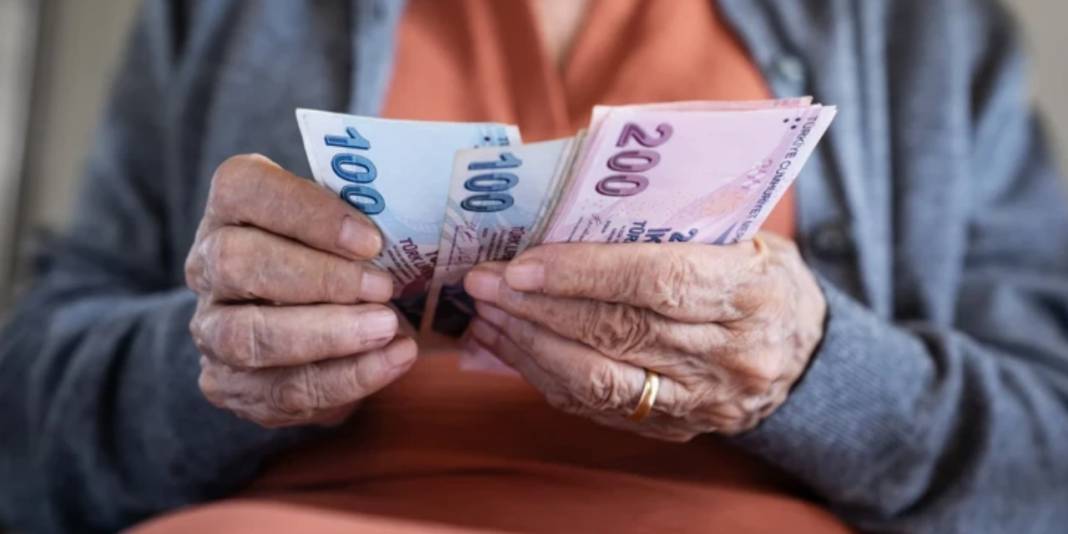 Çalışmadan emekli olmanın formülü bulundu! SGK eksik primi olanlara kapıyı açtı: İşte 2026 borçlanma rehberi! 1